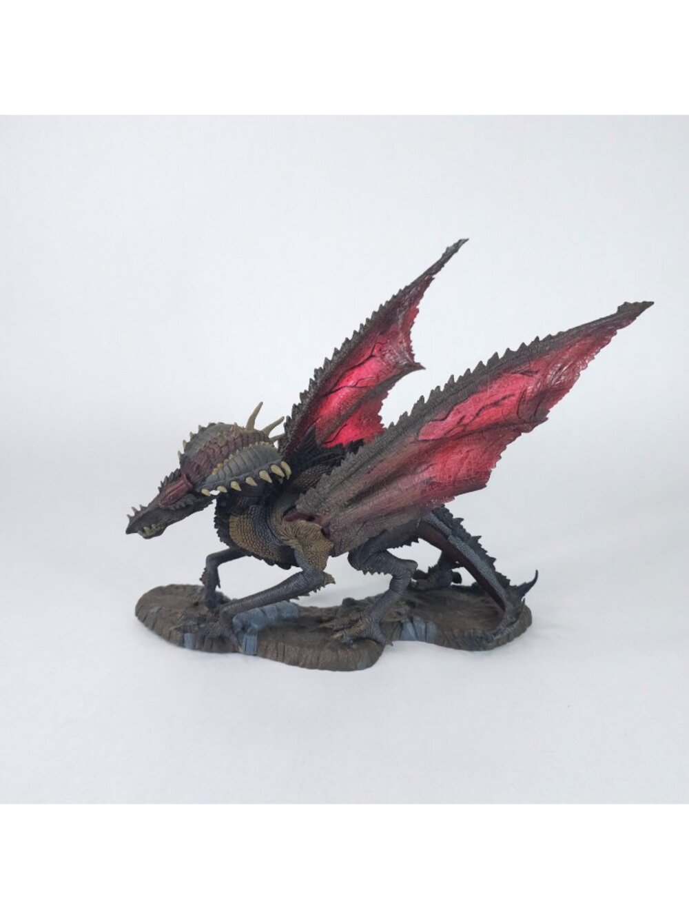 Ultima Online Ancient Dragon Wyrm Action Figure McFarlane Toys Loose 2001